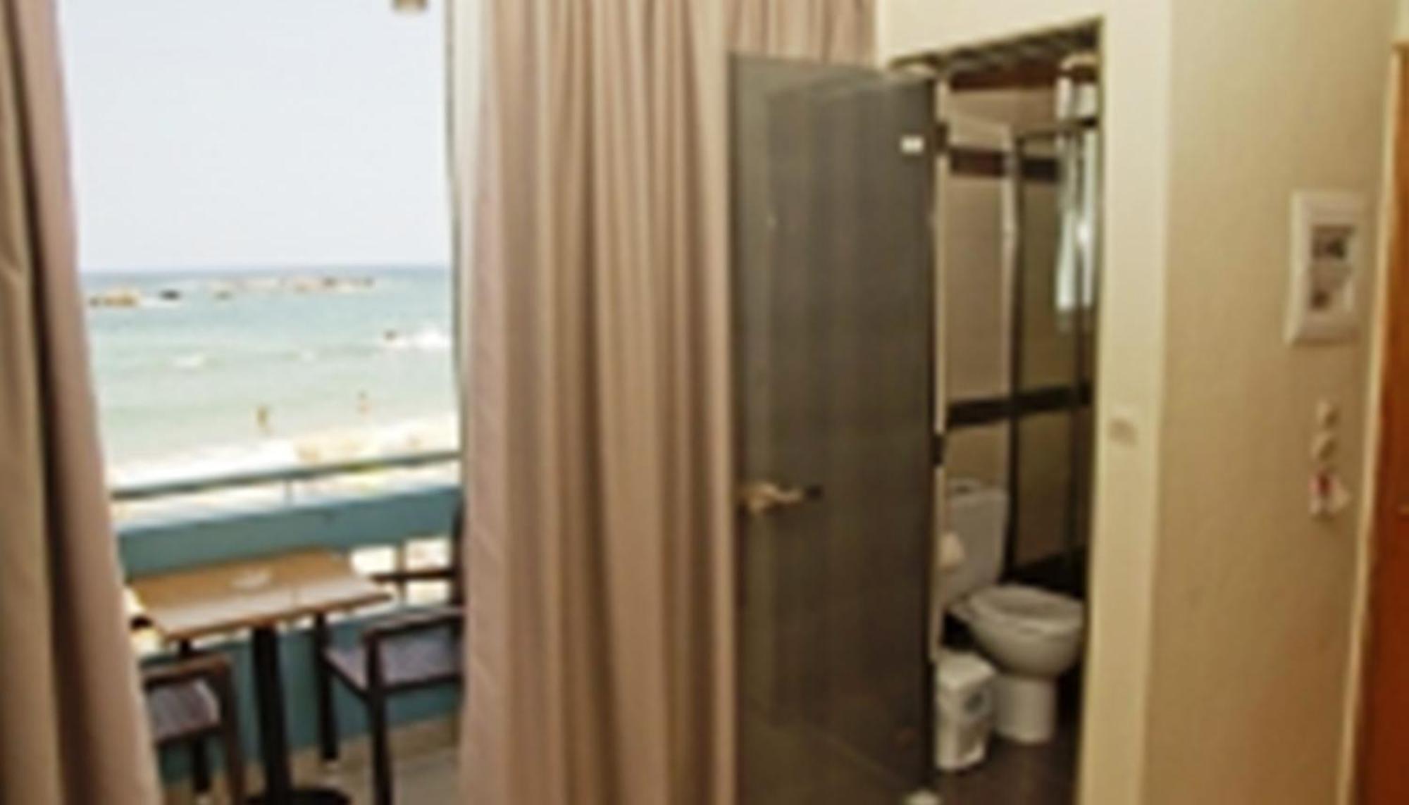 Christina Beach Hotel 하니아 객실 사진
